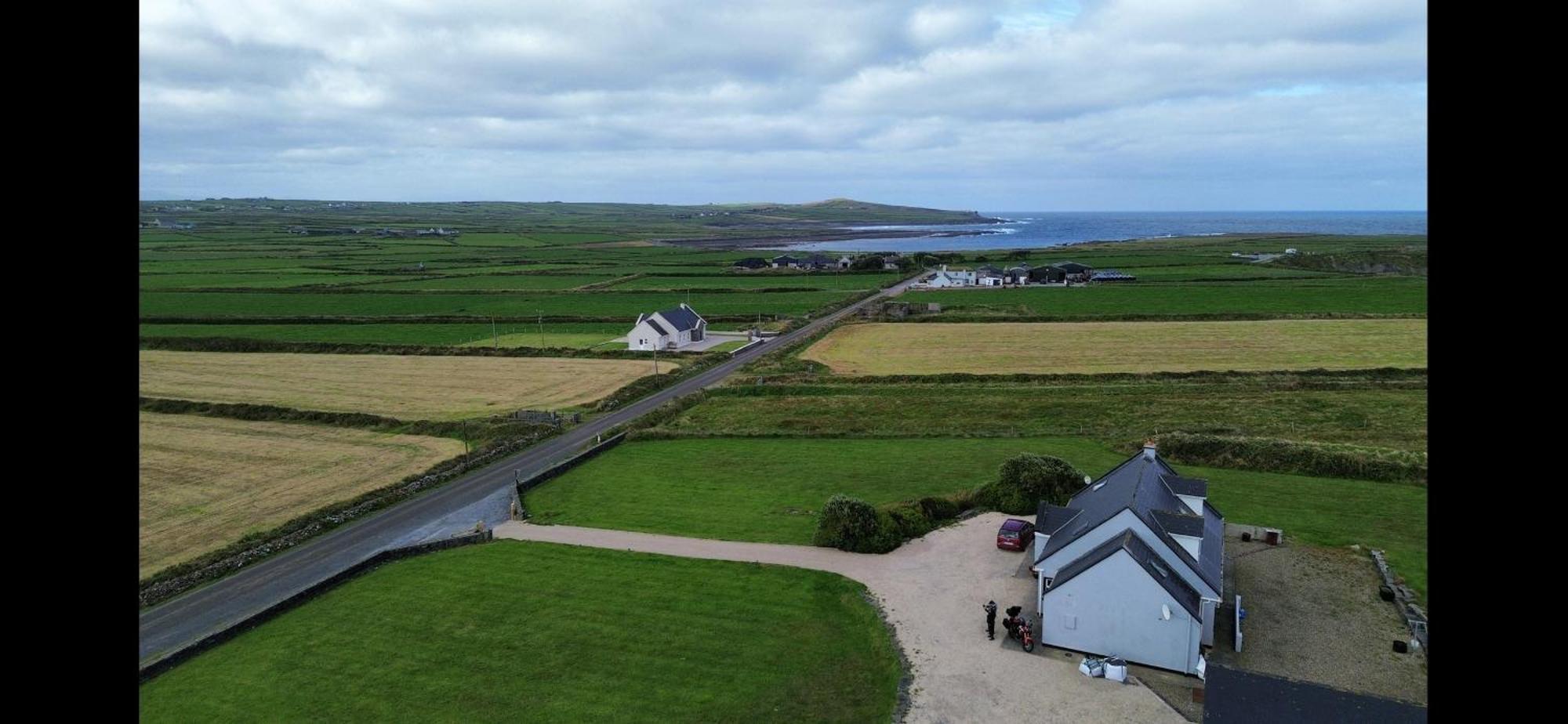 Cois Na Mara Eire Code V15 T677 Bed & Breakfast Derrynadivva Eksteriør bilde